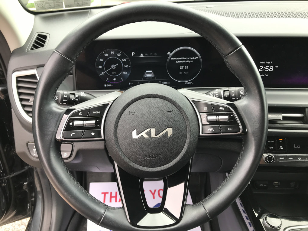 Used 2024 Kia Seltos EX FWD image 14
