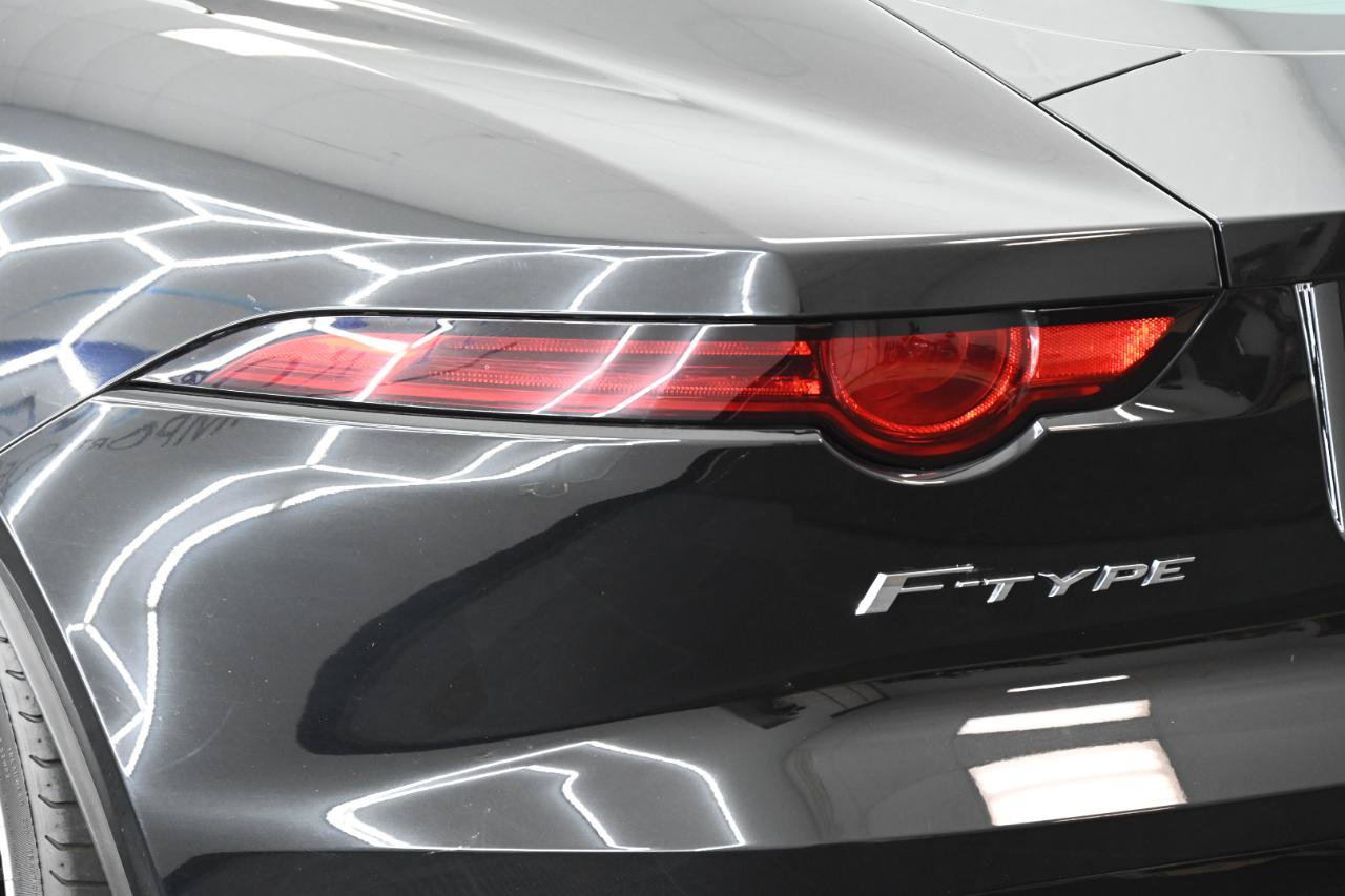 Used 2019 Jaguar F-TYPE R AWD/4WD image 14