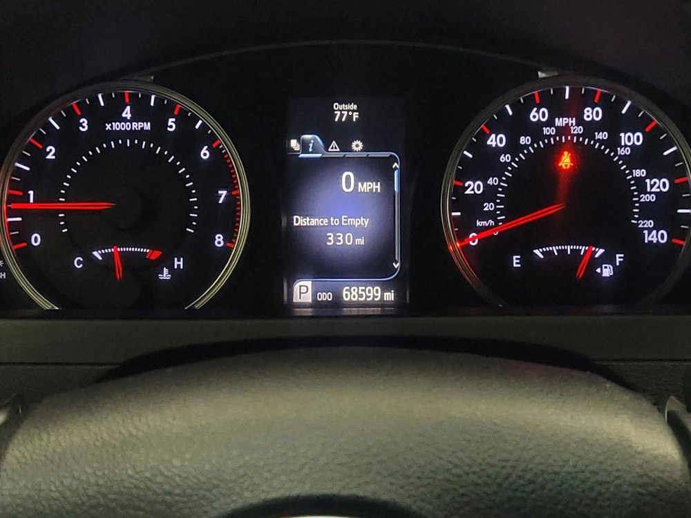 Used 2016 Toyota Camry SE FWD image 23