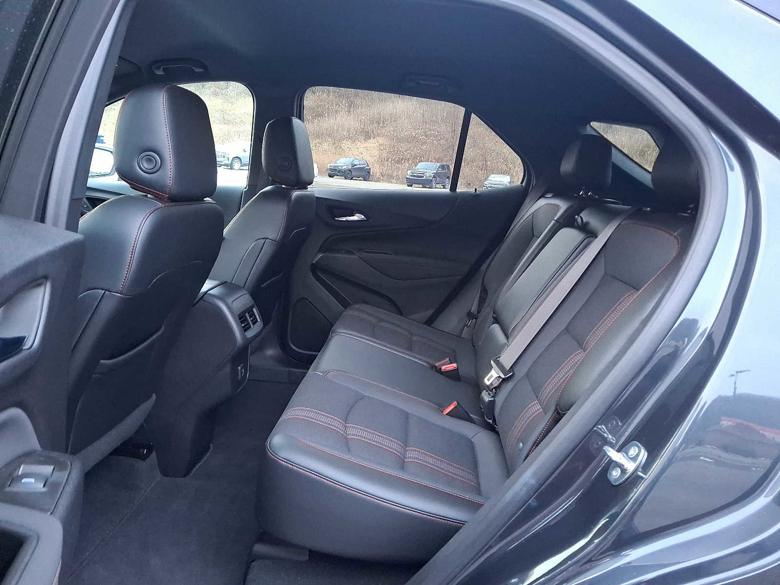 Used 2023 Chevrolet Equinox RS w/ LPO, Floor Liner Package image 10