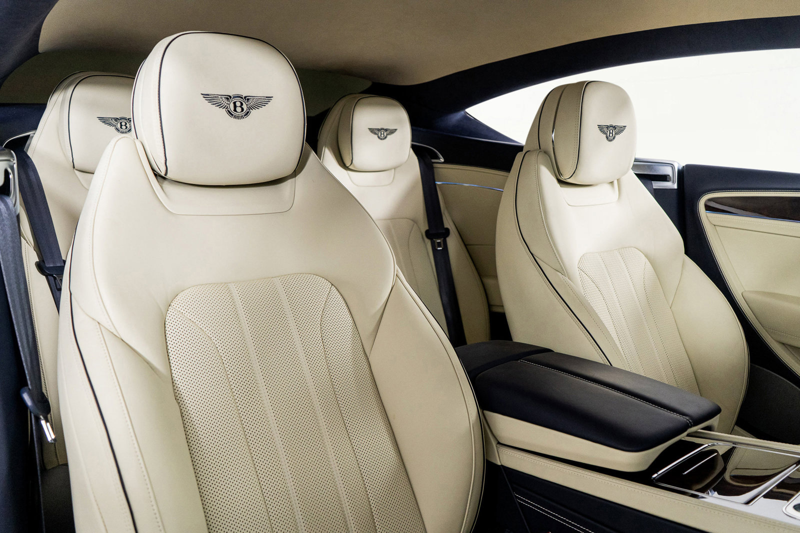 Used 2023 Bentley Continental GT Mulliner image 29