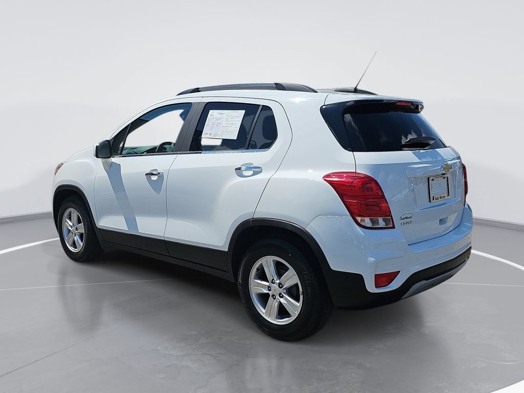 Certified 2019 Chevrolet Trax LT w/ LT Convenience Package FWD image 6