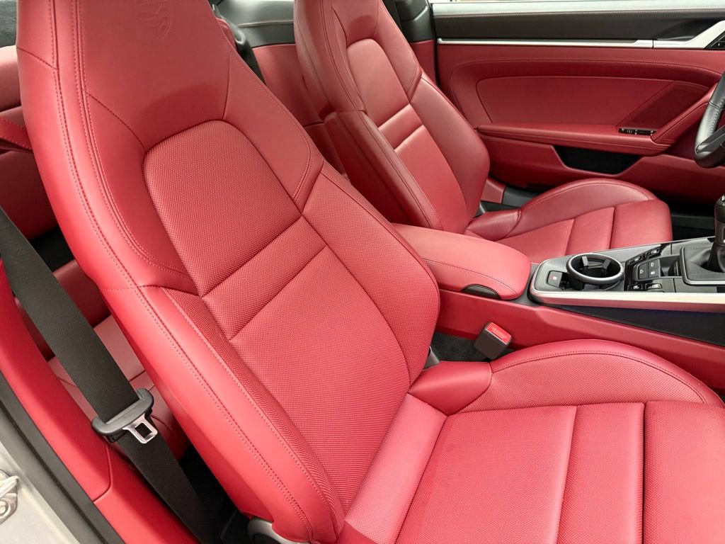 Used 2021 Porsche 911 Carrera S image 32