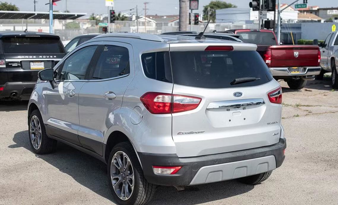Used 2020 Ford EcoSport Titanium image 4