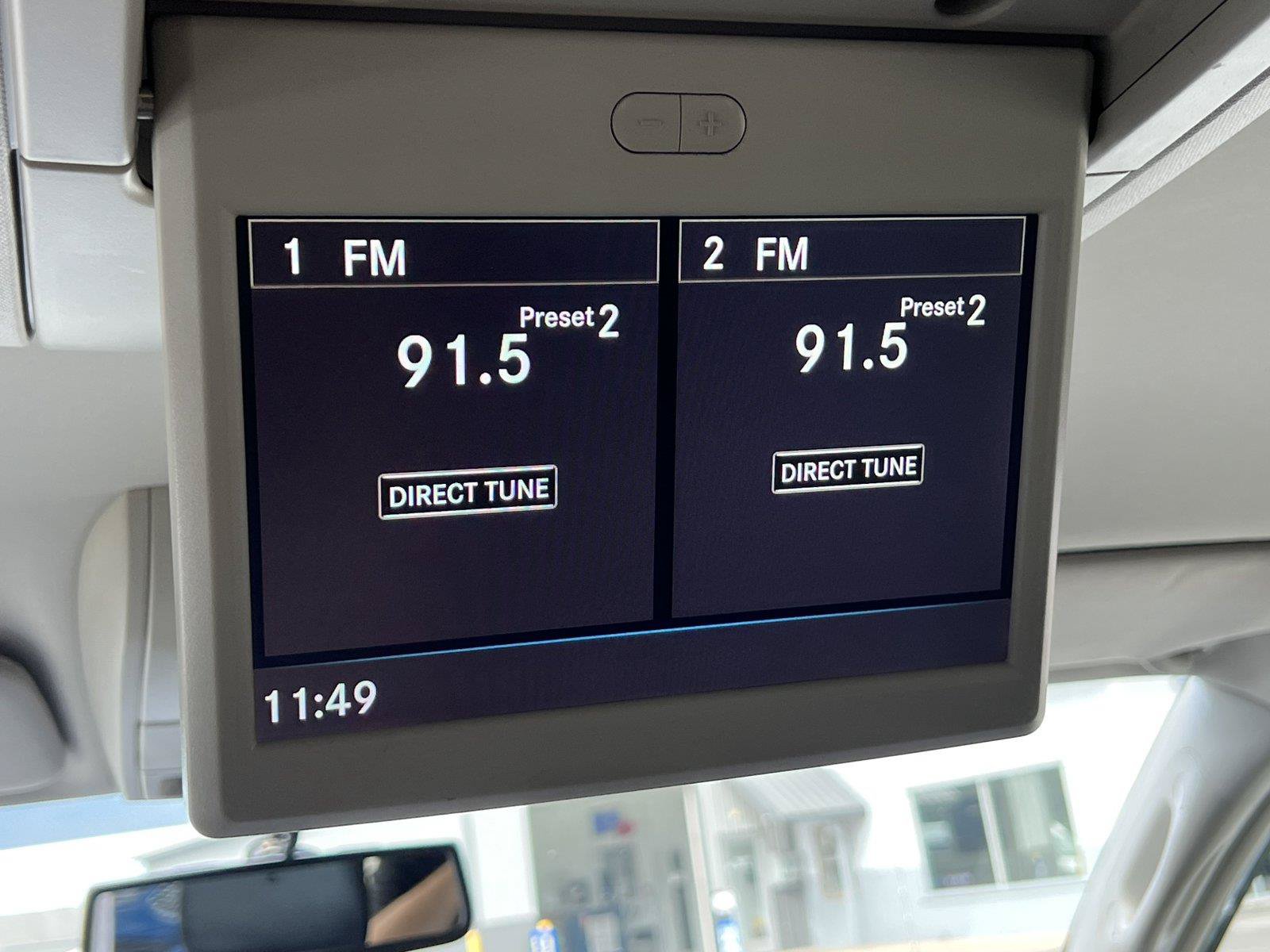Used 2014 Chrysler Town & Country Touring-L w/ Driver Convenience Group FWD image 28