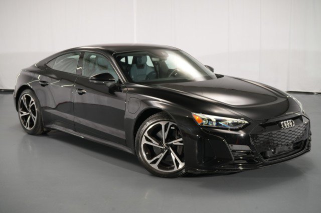 Used 2023 Audi e-tron GT Premium Plus w/ Performance Package AWD/4WD image 10