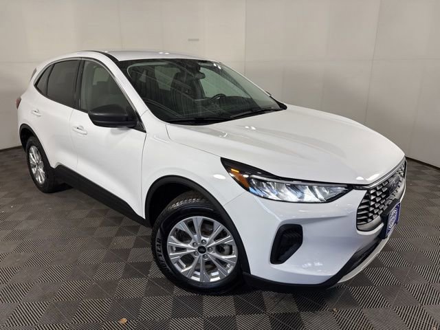 Used 2023 Ford Escape Active image 2