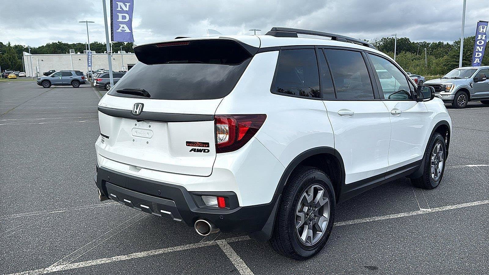 Used 2023 Honda Passport TrailSport image 6