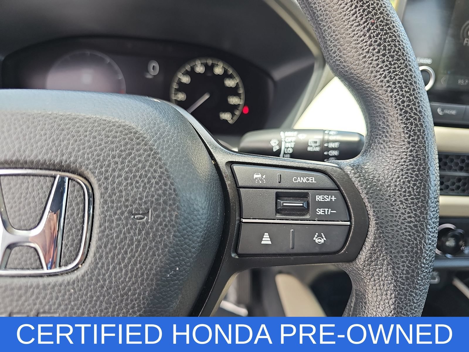 Certified 2025 Honda HR-V LX image 17