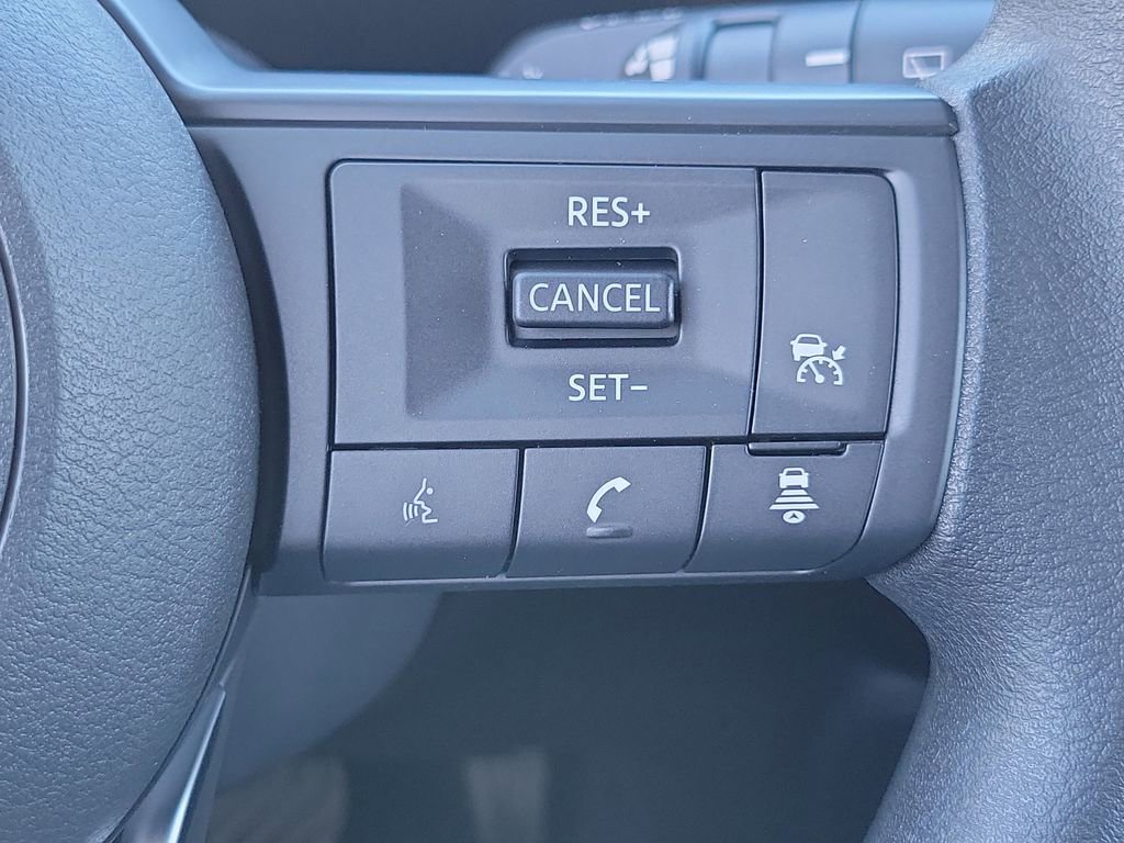 New 2026 Nissan Kicks SV w/ SV Premium Package image 6