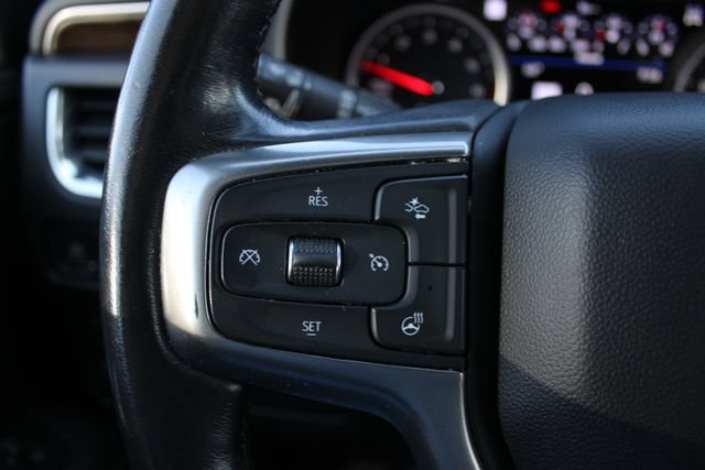 Used 2021 Chevrolet Suburban Premier AWD/4WD image 12