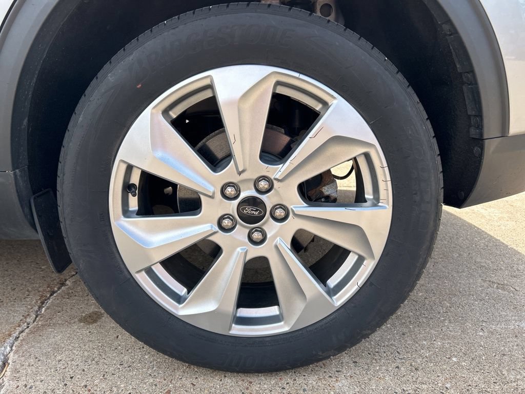 Used 2023 Ford Escape Platinum AWD/4WD image 20
