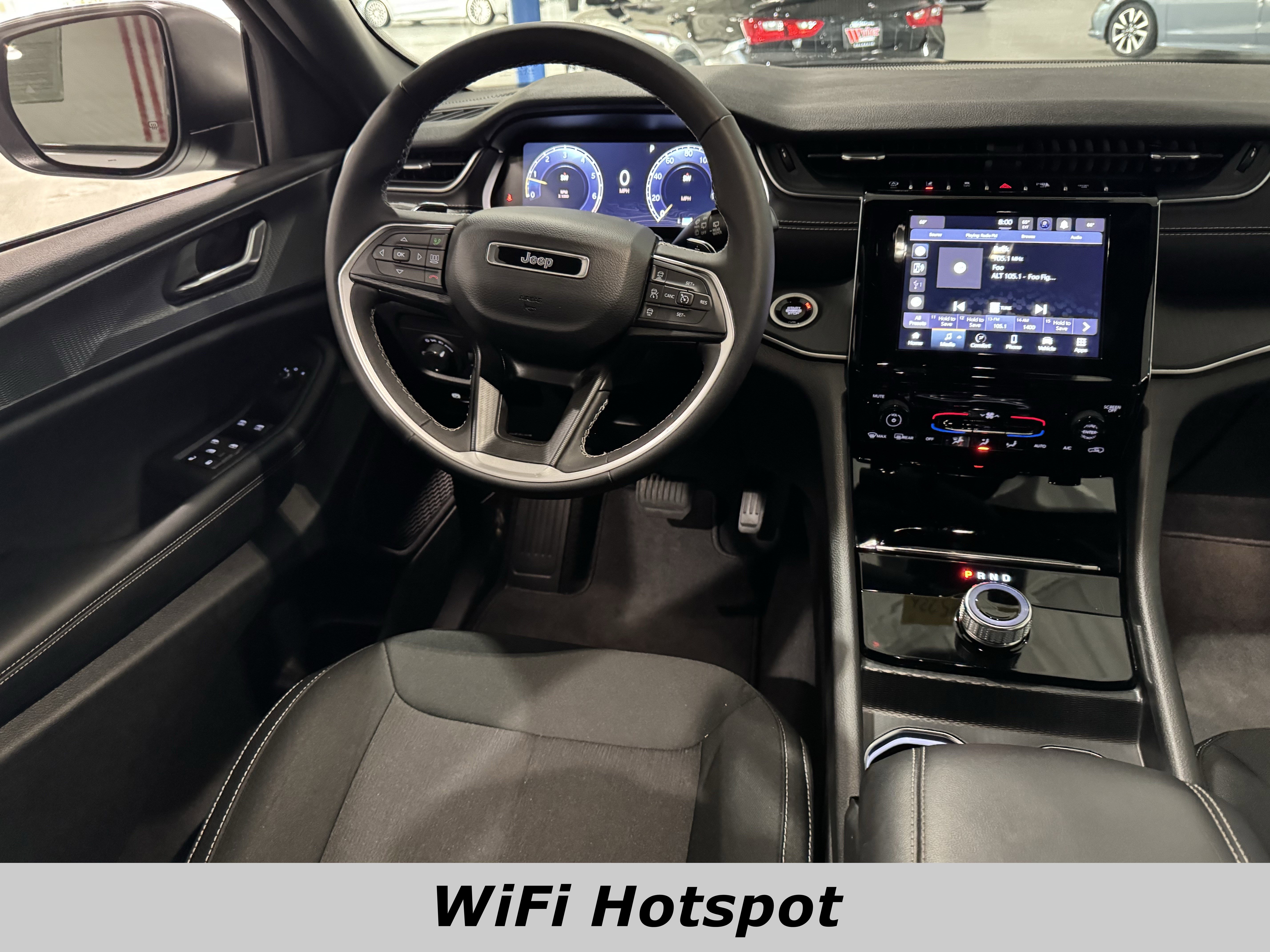 Used 2024 Jeep Grand Cherokee Laredo w/ MOPAR Finishing Package image 4