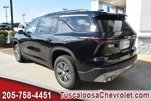 New 2027 Chevrolet Traverse LT w/ Driver Confidence Package FWD image 7