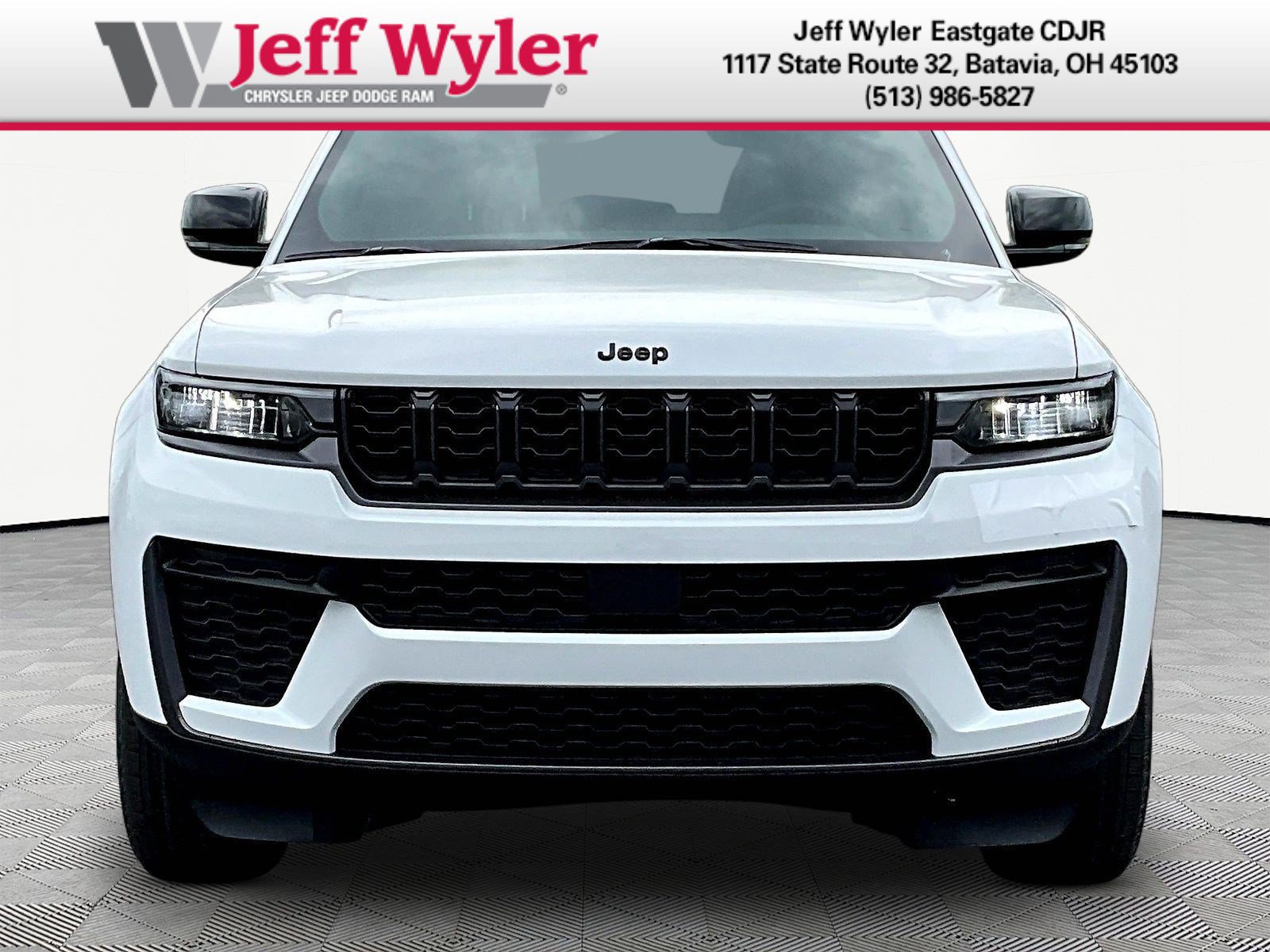New 2026 Jeep Grand Cherokee Altitude AWD/4WD image 2