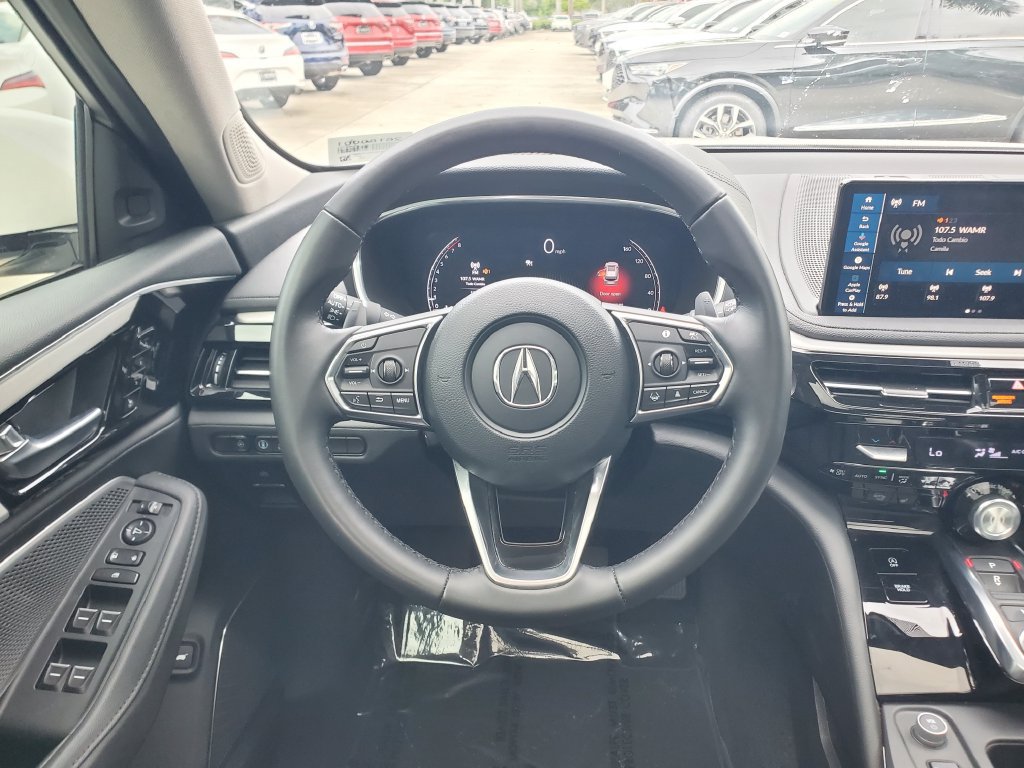 Used 2025 Acura MDX FWD image 25