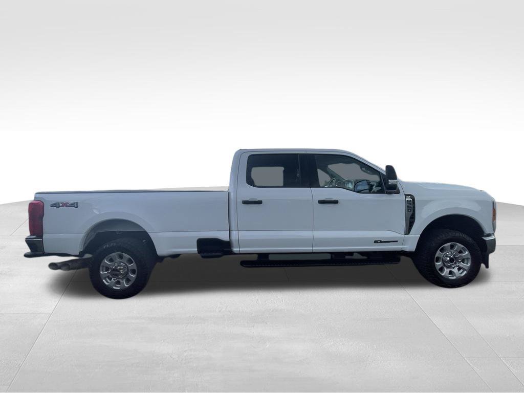 Used 2024 Ford F350 XLT AWD/4WD image 8