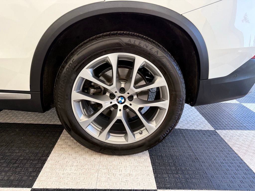Used 2025 BMW X5 xDrive40i image 14