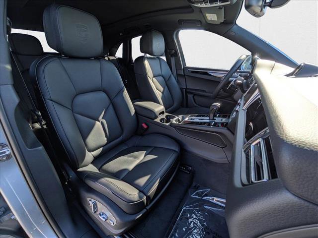 New 2025 Porsche Macan image 25