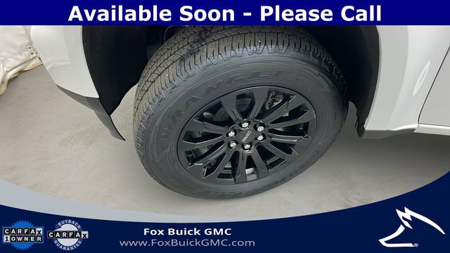 Certified 2022 GMC Canyon Elevation w/ Trailering Package image 35