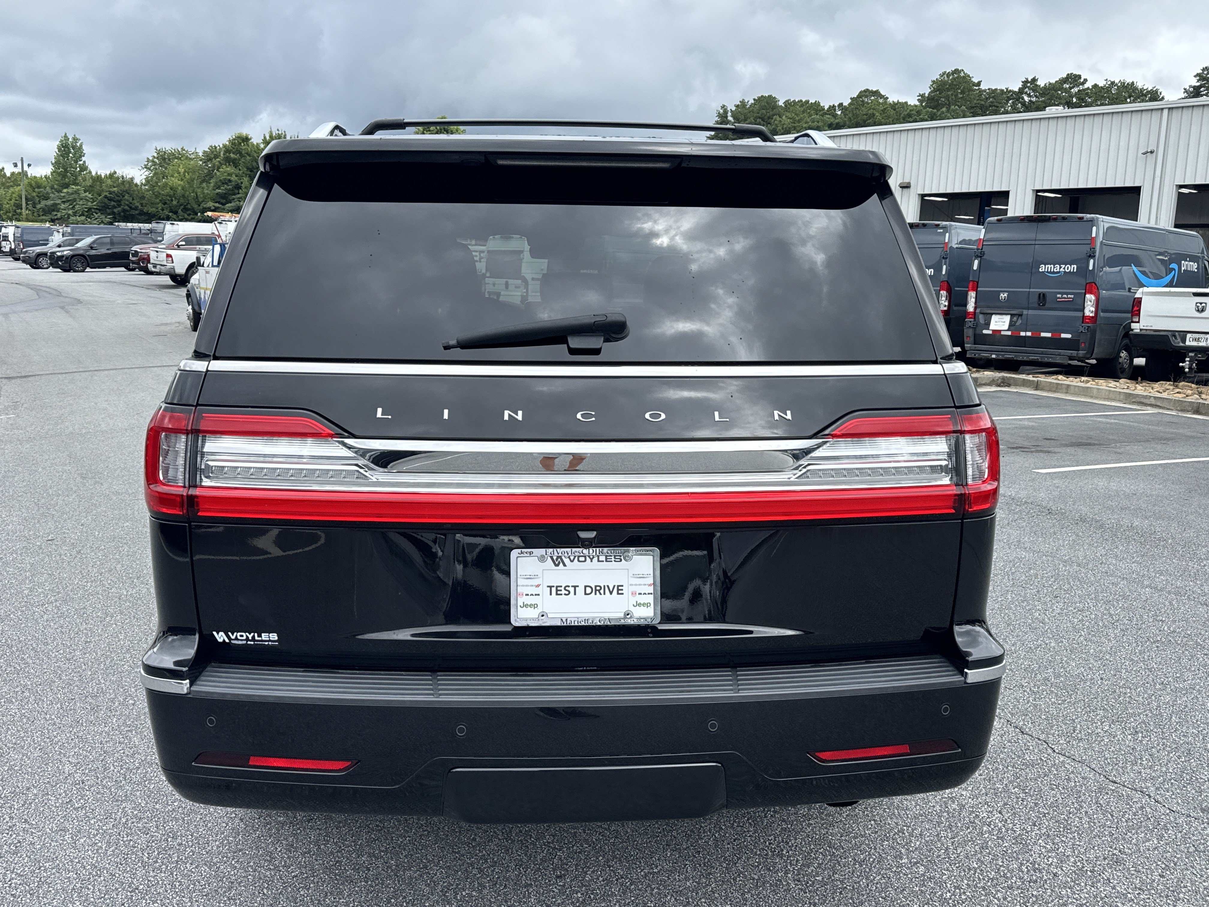Used 2019 Lincoln Navigator Select w/ Cargo Package RWD image 7