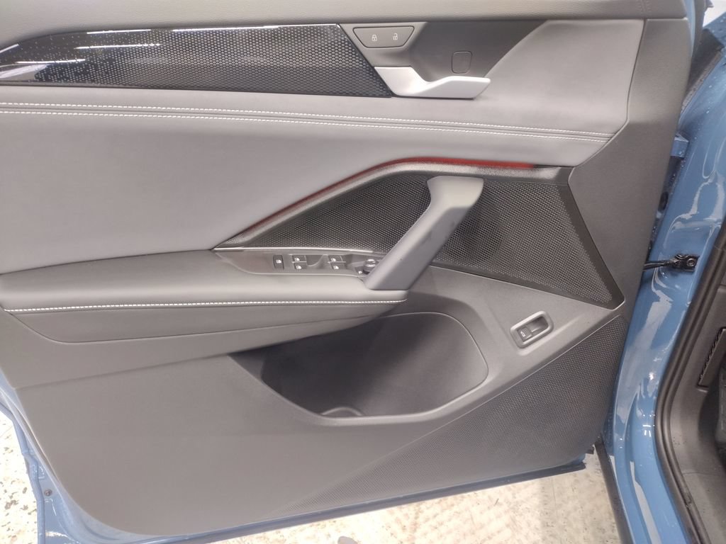 New 2026 Volkswagen Tiguan SE AWD/4WD image 20