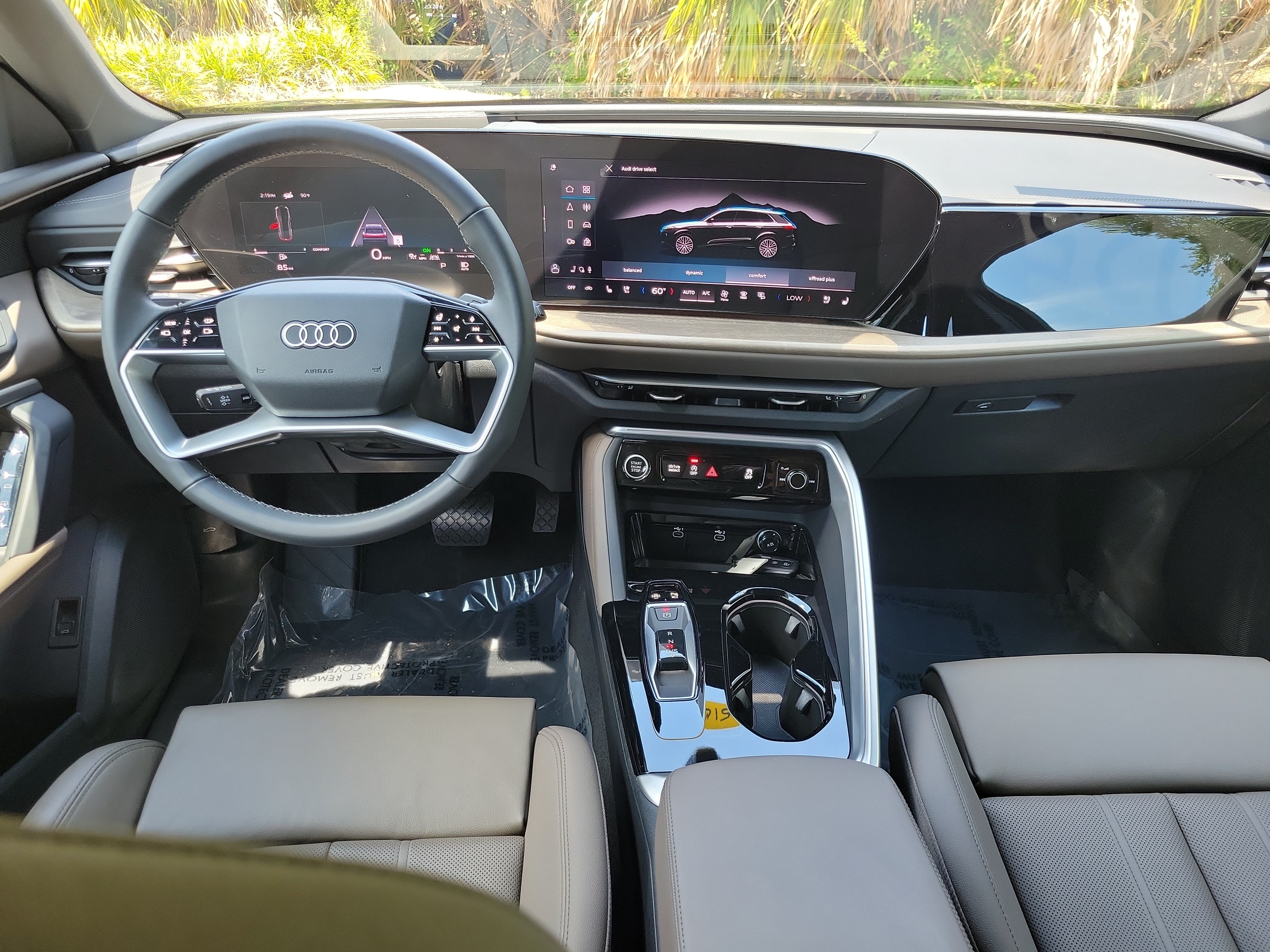 Certified 2025 Audi Q5 Premium Plus w/ Premium Plus AWD/4WD image 13