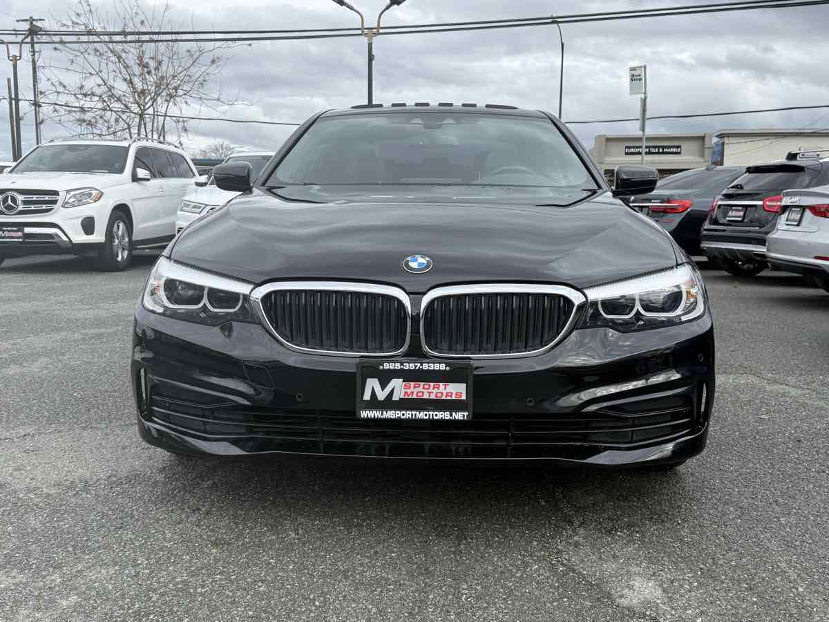 Used 2019 BMW 530i w/ Convenience Package image 2