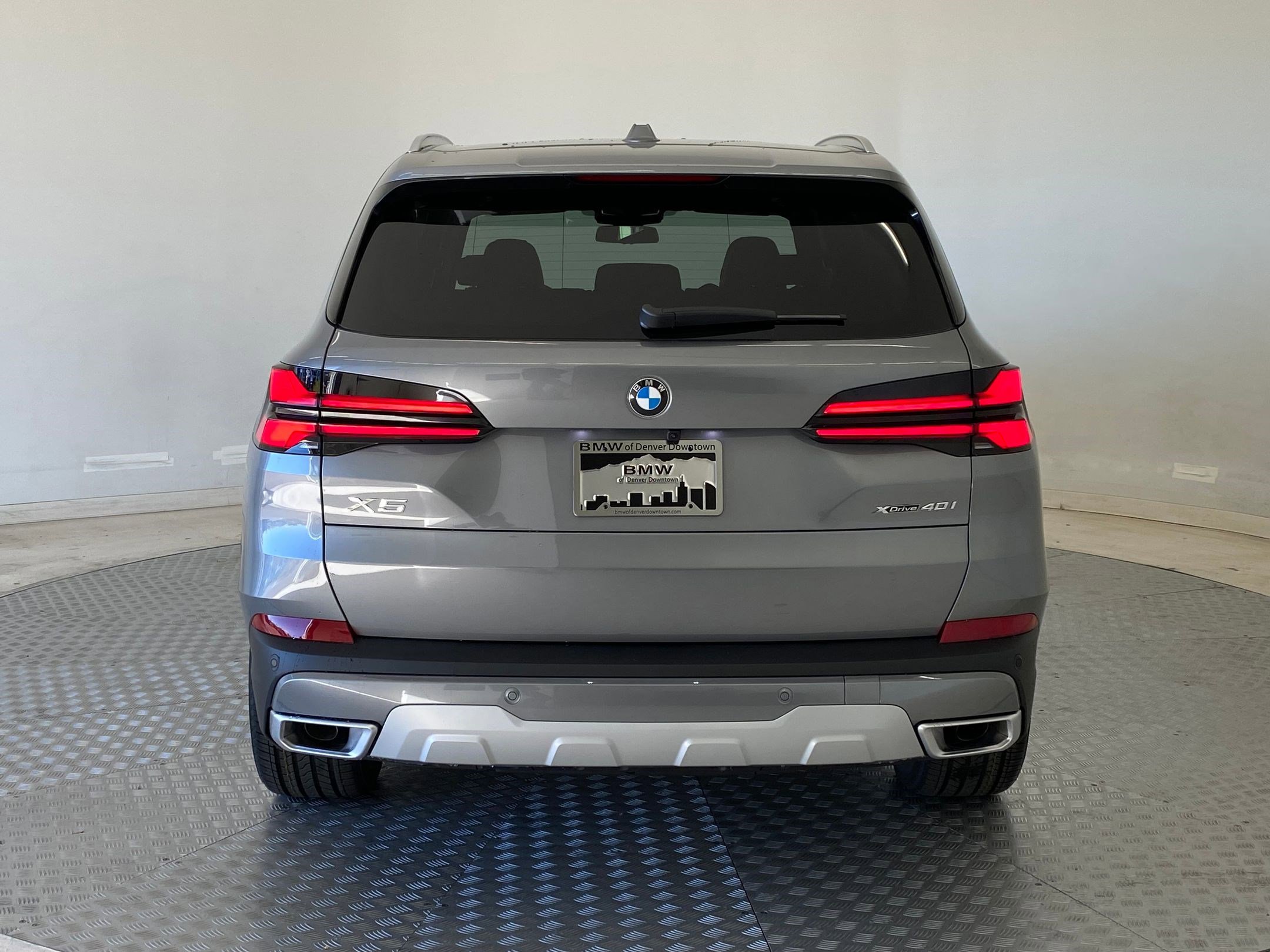 Used 2026 BMW X5 xDrive40i w/ Premium Package image 9