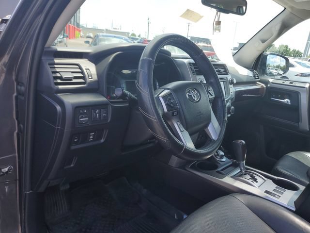 Used 2017 Toyota 4Runner Limited AWD/4WD image 19