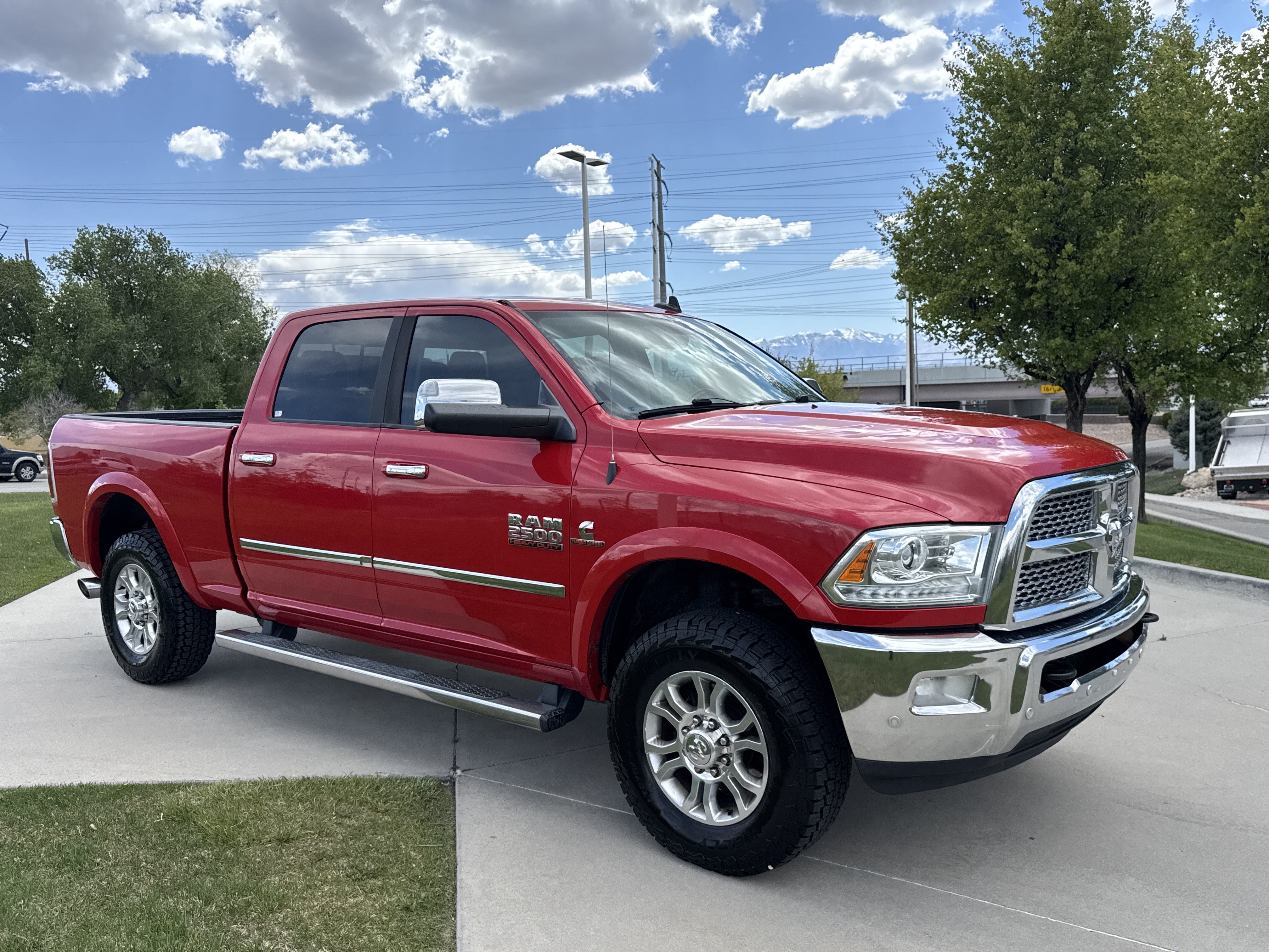 Used 2016 RAM 2500 Laramie w/ Convenience Group AWD/4WD image 8