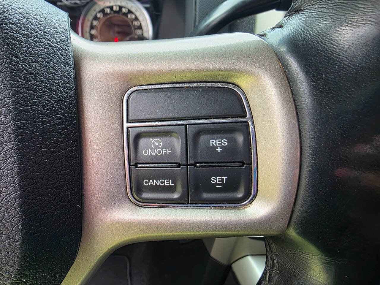 Used 2018 RAM 3500 Laramie image 21