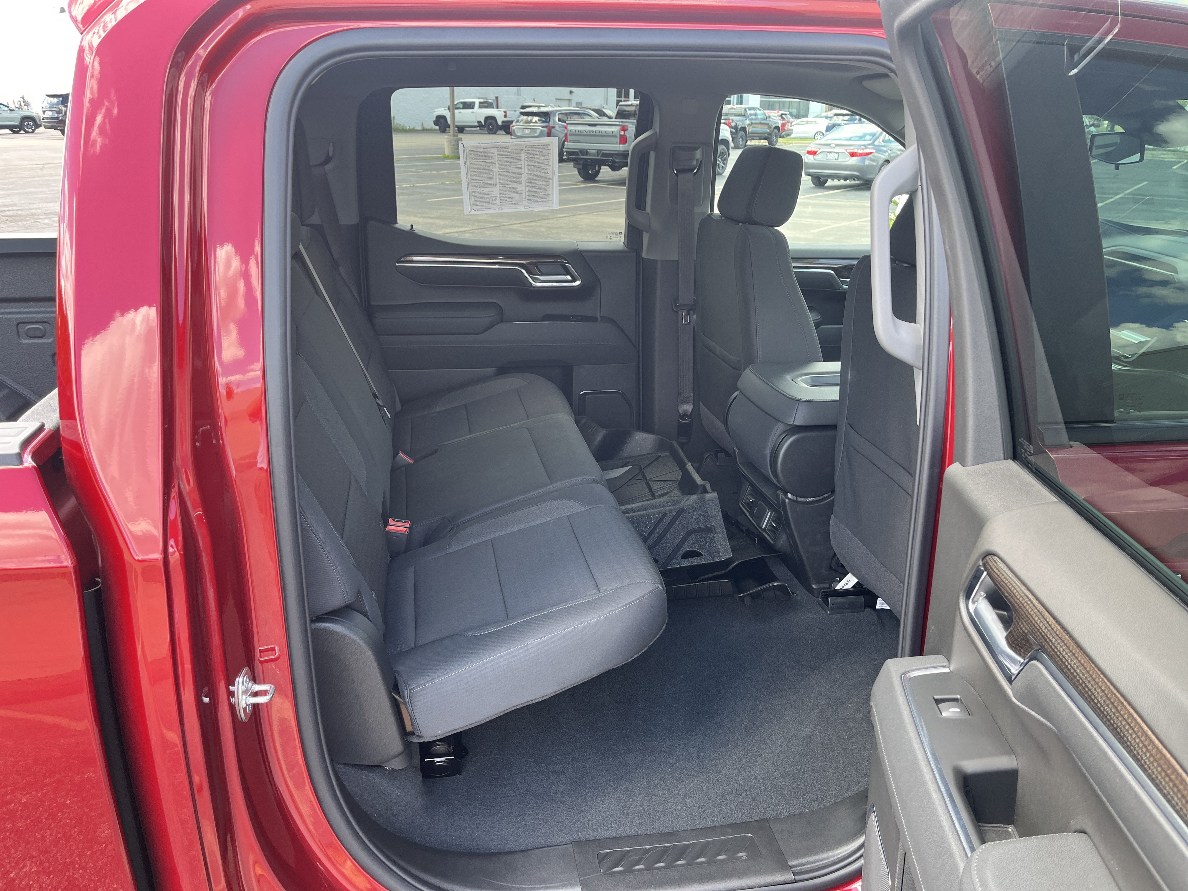 Used 2026 Chevrolet Silverado 1500 RST w/ RST Select Package AWD/4WD image 14