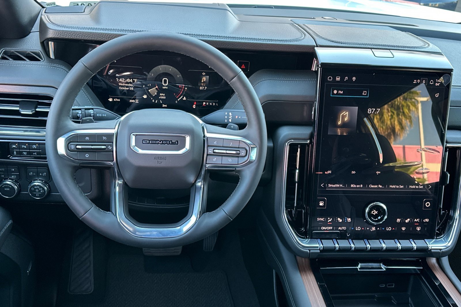 New 2026 GMC Yukon XL Denali image 13