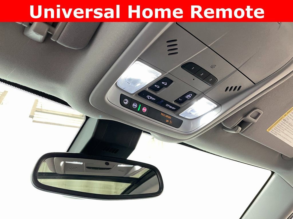 Used 2024 GMC Terrain SLT image 29