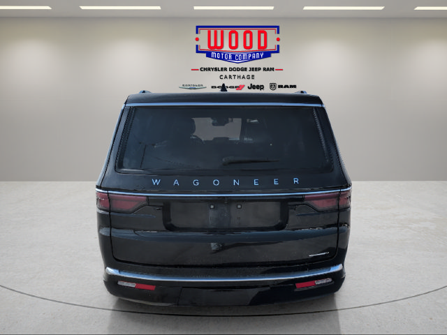 Used 2024 Jeep Wagoneer L Series II w/ Flexible Seating Group AWD/4WD image 4