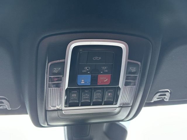 New 2025 RAM 1500 Limited AWD/4WD image 29