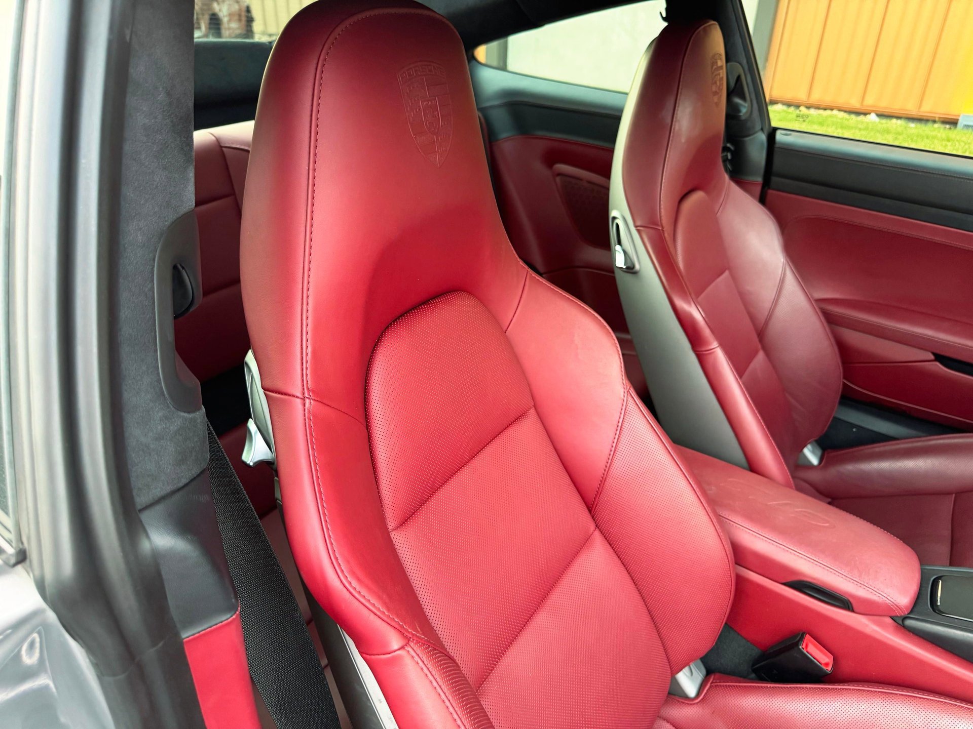 Used 2018 Porsche 911 GT3 RS image 32