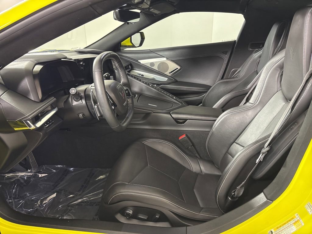 Used 2020 Chevrolet Corvette Stingray Preferred Cpe w/ 2LT Preferred Equipment Group RWD image 26