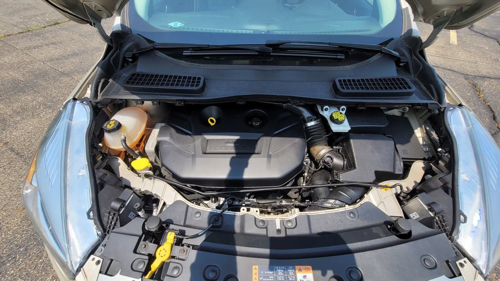 Used 2017 Ford Escape Titanium w/ Equipment Group 301A FWD image 17