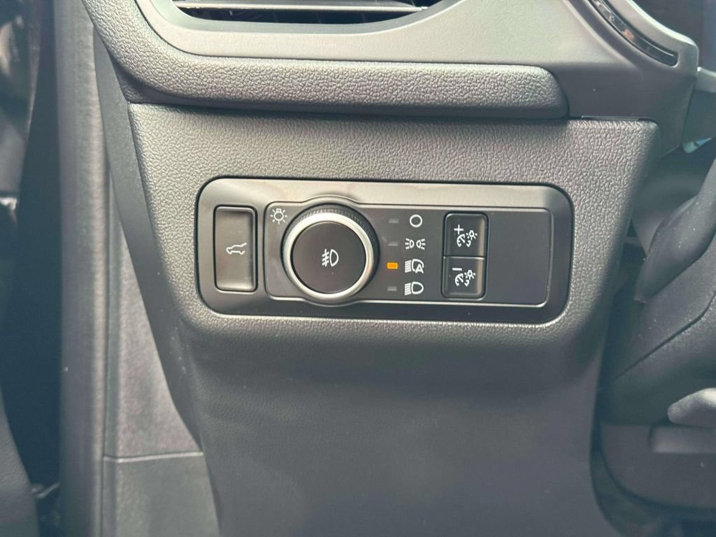 Used 2025 Ford Escape ST-Line Select AWD/4WD image 19
