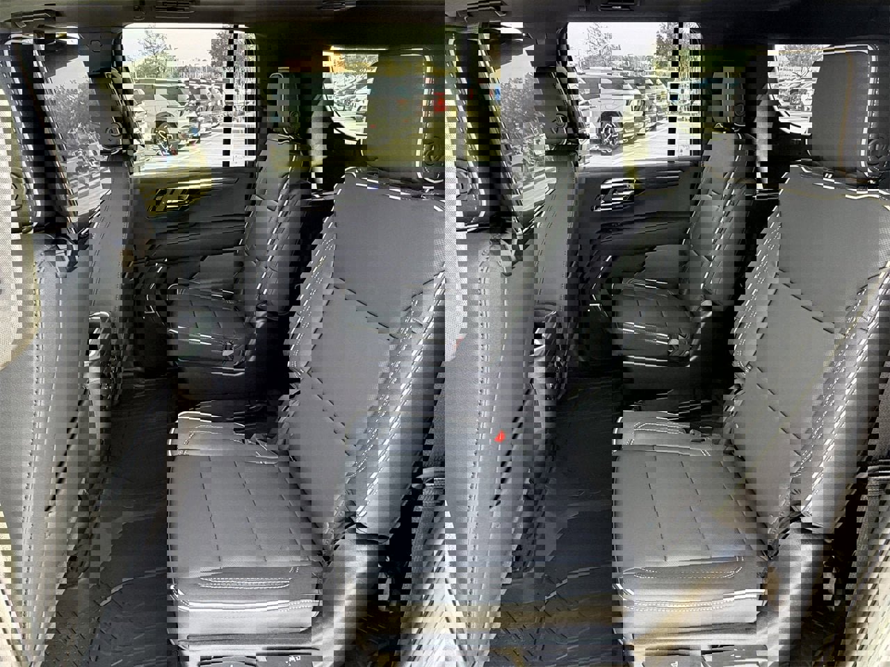 New 2026 Chevrolet Suburban Premier image 25