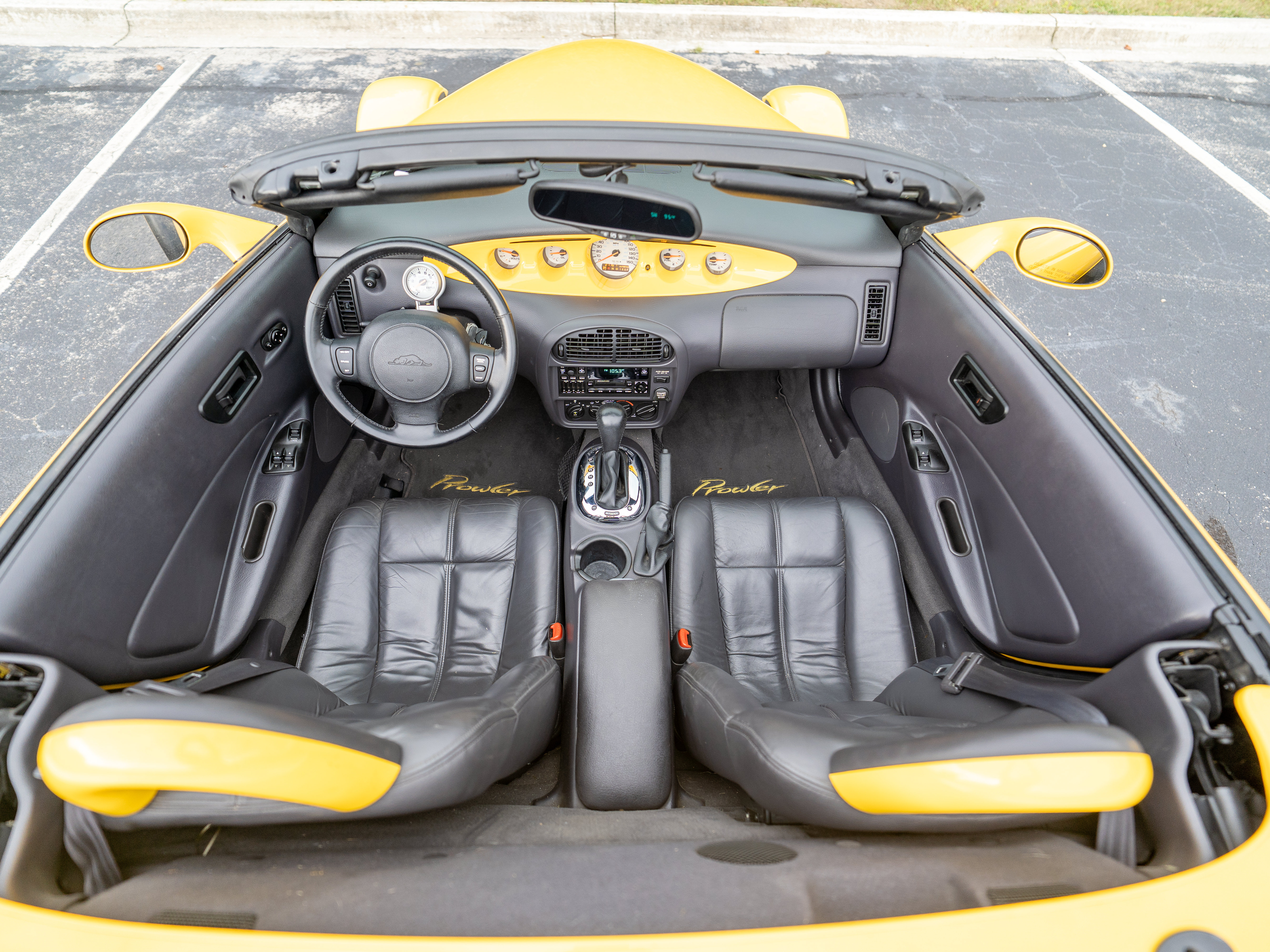 Used 2002 Chrysler Prowler RWD image 48
