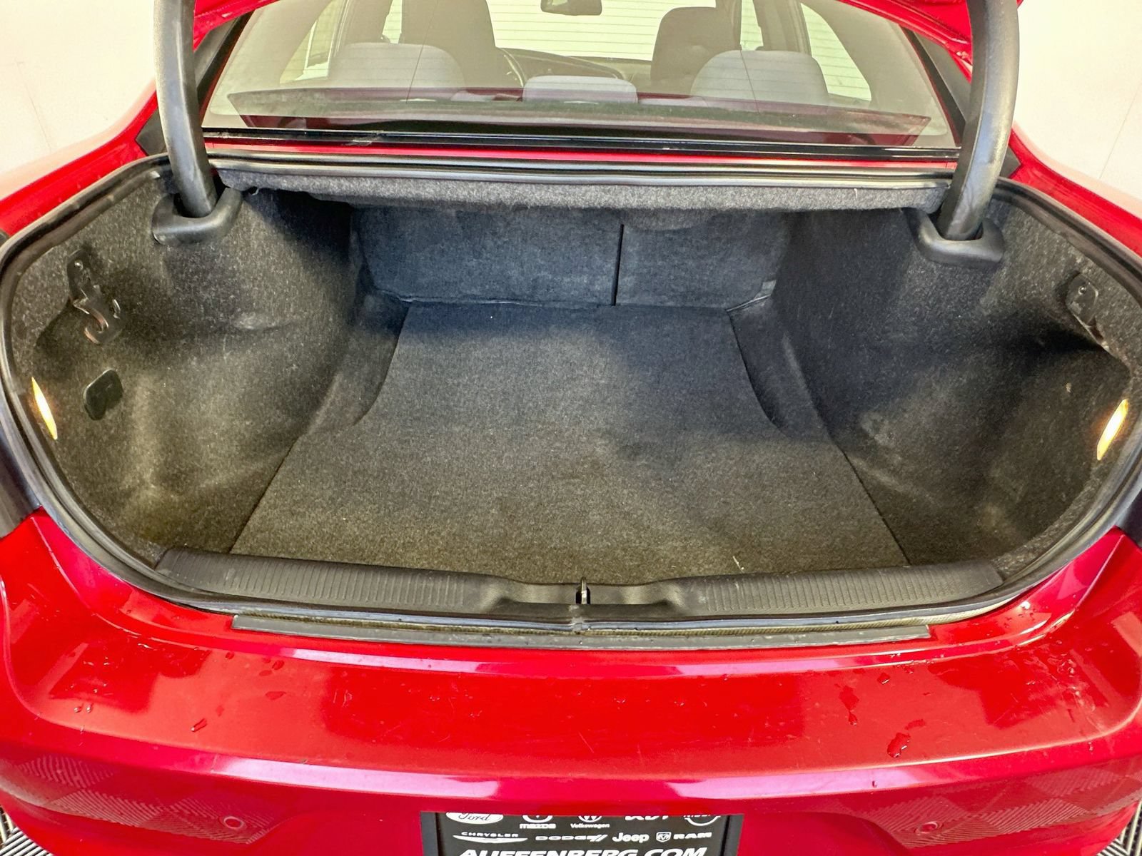 Used 2015 Dodge Charger SE w/ Power Sunroof Group RWD image 22