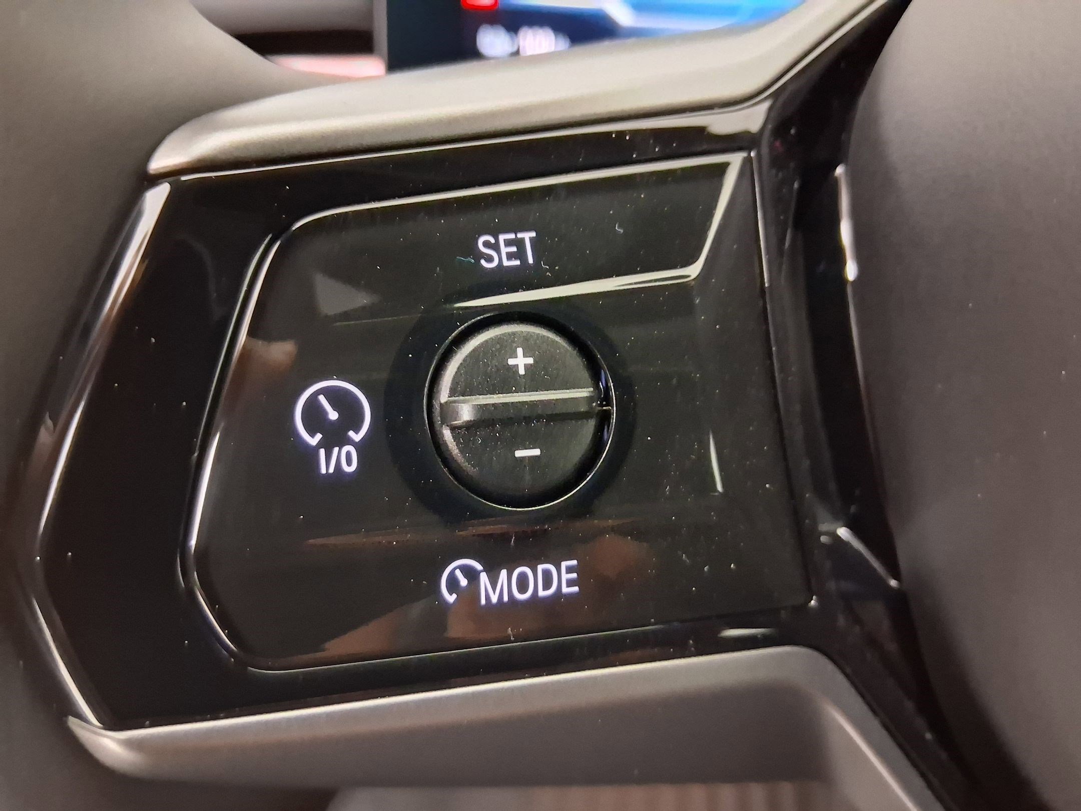 New 2026 BMW i5 eDrive40 w/ Convenience Package RWD image 16