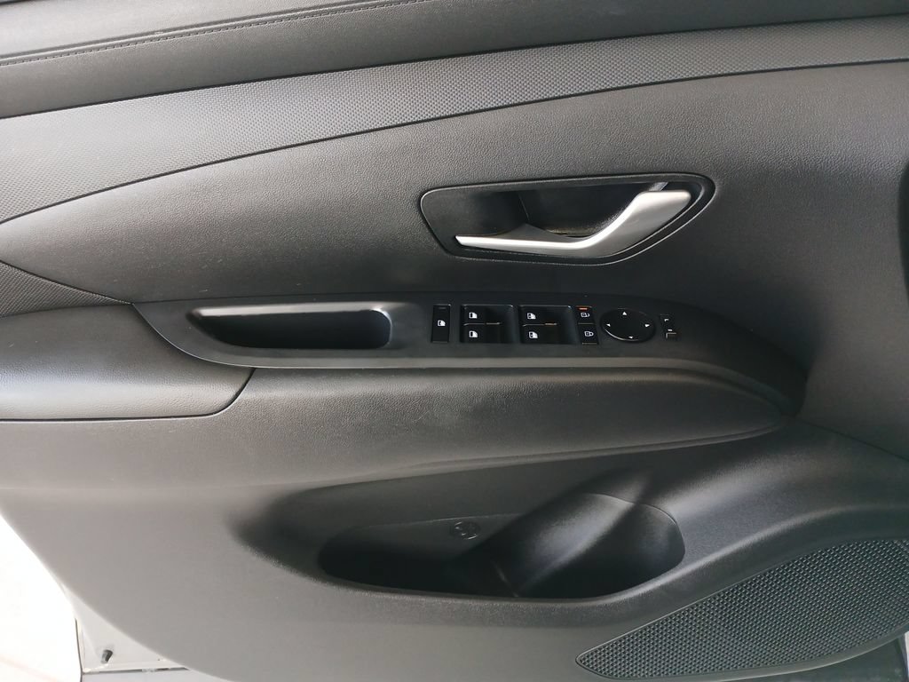 Used 2025 Hyundai Santa Cruz SEL FWD image 24