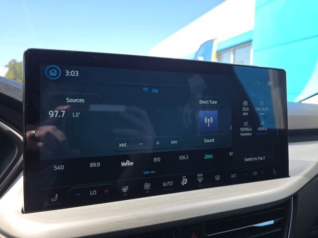 Used 2023 Ford Escape Platinum w/ Class II Trailer Tow Package image 19