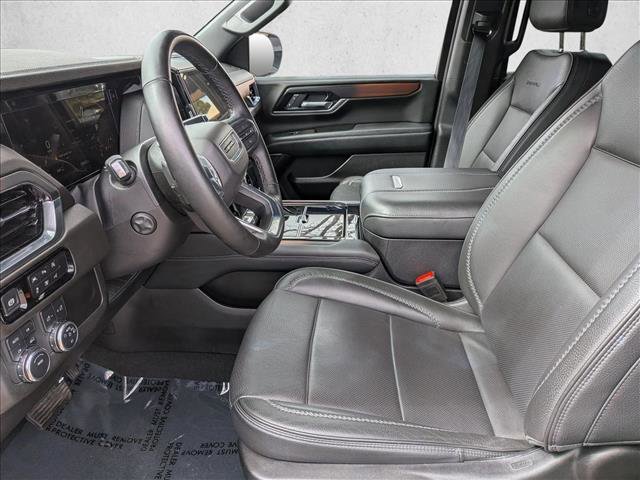 Used 2025 GMC Yukon XL Denali image 11