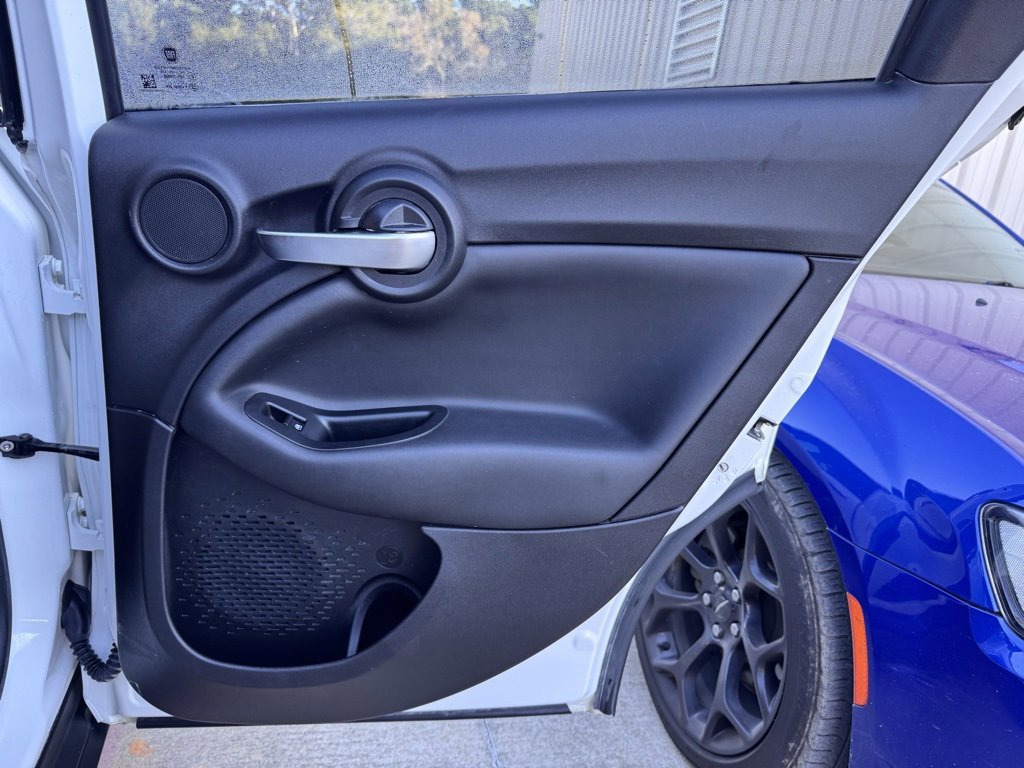 Used 2023 FIAT 500X Pop image 20