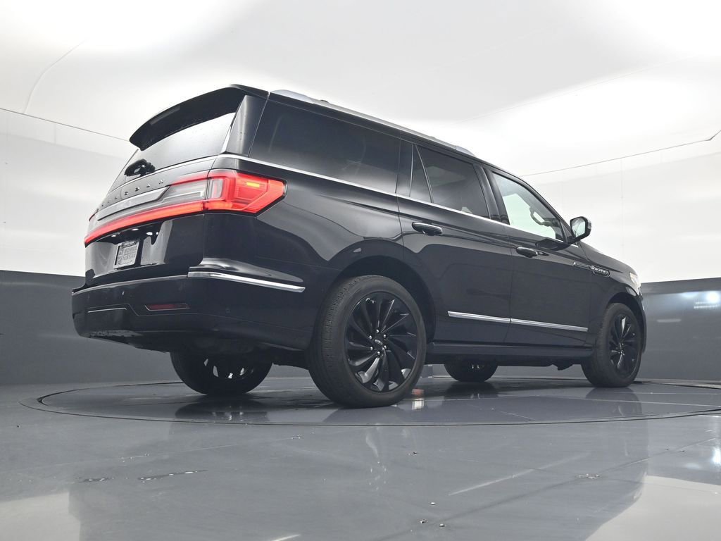 Used 2020 Lincoln Navigator Black Label w/ Cargo Convenience Package image 12